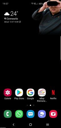 Screenshot_20190712-195745_One UI Home.jpg