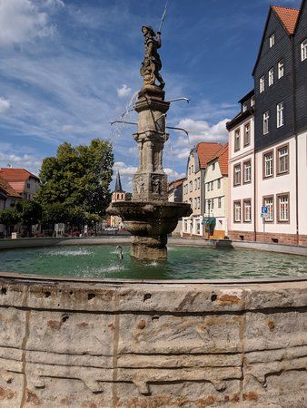 Brunnen_G.jpg