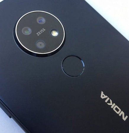 Nokia 72.jpg
