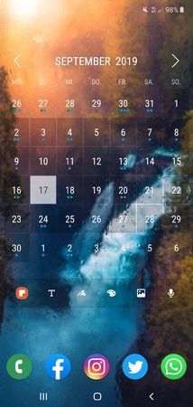 Screenshot_20190917-233610_Nova Launcher.jpg