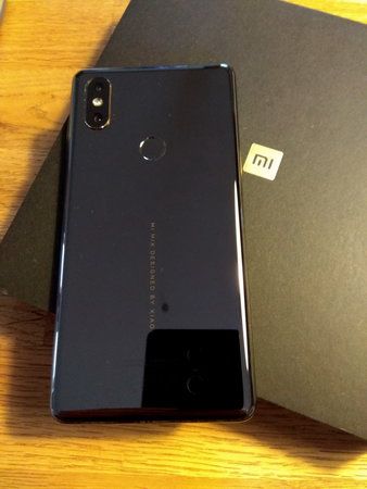MI_MIX_2s_03.jpg