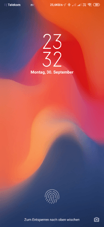 Screenshot_2019-09-30-23-32-48-459_lockscreen.png