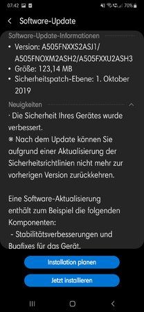 Screenshot_20191003-074258_Software update.jpg