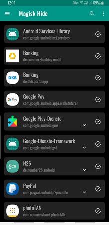 Screenshot_20191008-121104_Magisk Manager.jpg