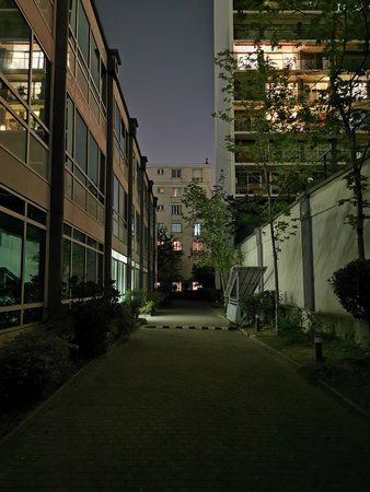 NightModeWellWest_HuaweiP30Pro.jpg