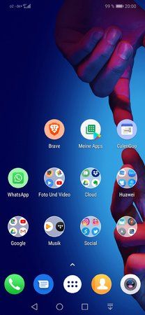 Screenshot_20191029_200054_com.teslacoilsw.launcher.jpg