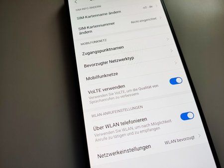 Xiaomi-MIUI-10-VoLTE-VoWiFi-684x513.jpg Xiaomi-MIUI-10-VoLTE-VoWiFi-684x513.jpg