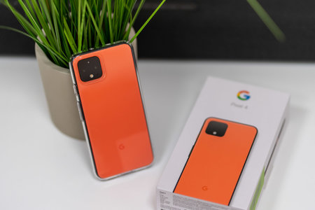 Pixel4.jpg