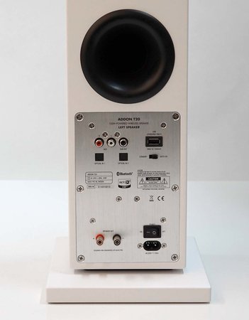 AudioProT20backside.jpg