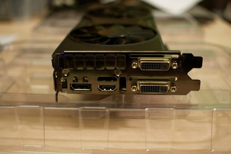 GTX980-Anschluesse.jpg