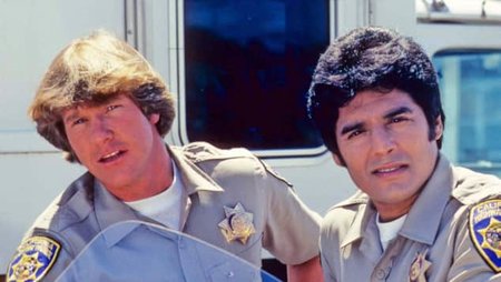 Larry_Wilcox_und_Erik_Estrada_fktvrejvxl.jpeg