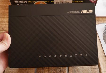 RT-AC68U_Vorderseite.jpg