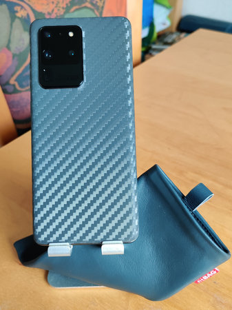 dbrand.jpg