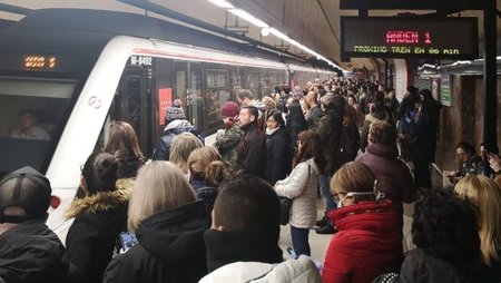 Andén-de-Metro-de-Madrid.jpg