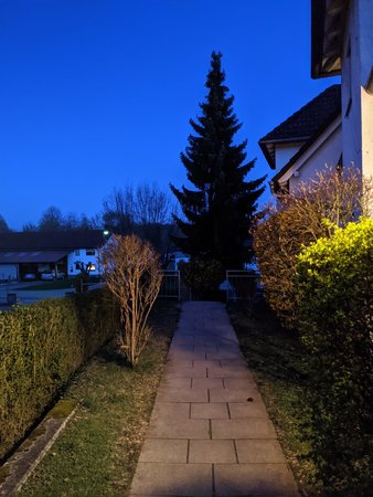 Nacht2_Pixel 4XL.jpg