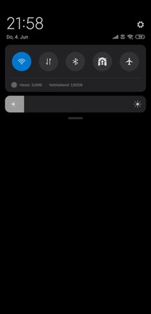 Screenshot_2020-06-04-21-58-25-455_com.teslacoilsw.launcher.jpg