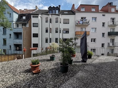 2020-06-11_Terrassenpflanzen_03_Weitwinkel.jpg