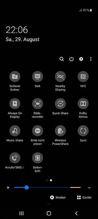 Screenshot_20200829-220632_One UI Home_1.jpg