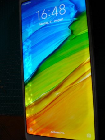 Redmi Wasser Flecken.jpg