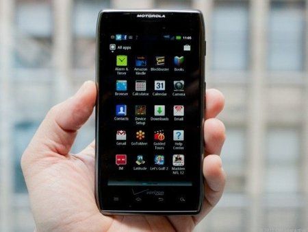 35128051_Motorola_Droid_Razr_Maxx_02_620x465_610x458.jpg