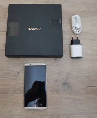 Axon7_komplett.jpg