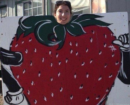 iPhone4S_strawberry_610x493.jpg iPhone4S_strawberry_610x493.jpg