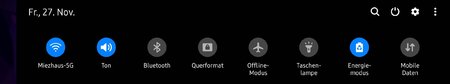 Screenshot_20201127-225253_One UI Home.jpg