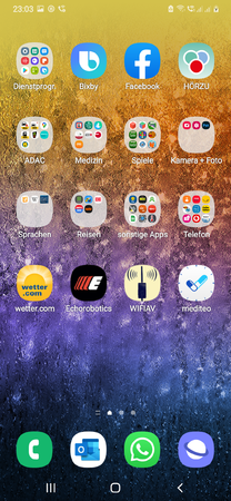 Screenshot_20201224-230359_One UI Home.png