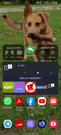 Screenshot_20210207-223805_One UI Home.jpg