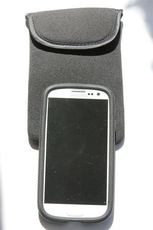 S3 mit Case Neoprenhülle (1).jpg