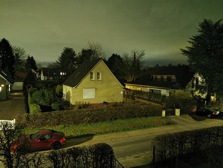 p30pro_Nacht_Auto.jpg