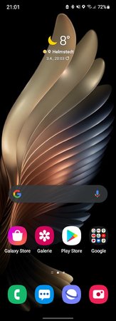 Screenshot_20210403-210111_One UI Home.jpg