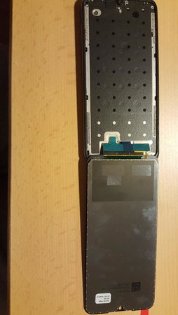Neues_Display.jpg Neues_Display.jpg