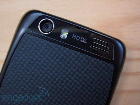 motorolaatrixhdreviewlead48.jpg