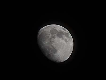 S21U_Moon.jpg S21U_Moon.jpg