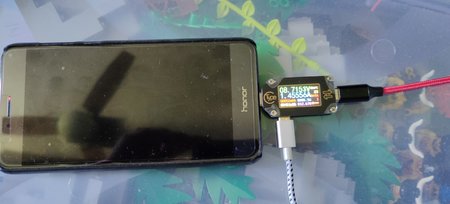 Handy_01.jpg