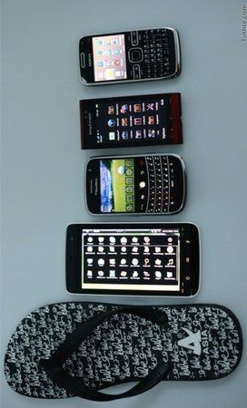 Dell%20Streak%205-inch%20Android%2020%20powered%20MID%20leaked2.jpg
