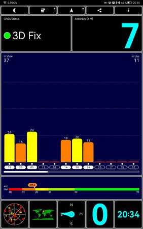 Screenshot_20210924_203541_com.chartcross.gpstest.jpg