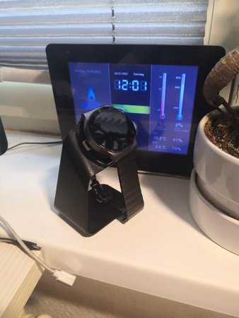 Docking 1.jpg Docking 1.jpg