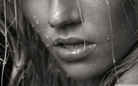 wet_girl-wallpaper-1280x800.jpg