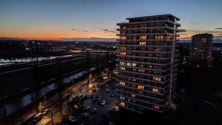 PXL_20211127_161623159.NIGHT.jpg