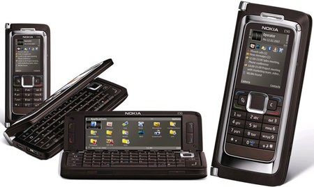 Nokia E90 Communicator.jpg