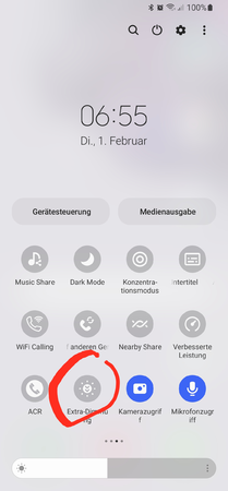 Screenshot_20220201-065617_One UI Home.png