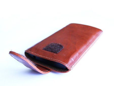 burkley_xperia_p_03.jpg