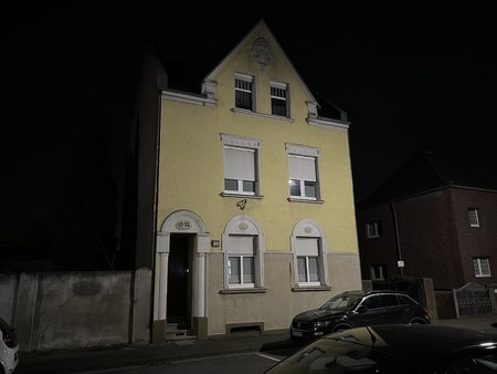 13 p Max iOS 15.3 normal 2.JPG