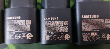 541d3f2f-ed3f-4bb0-8c36-161a664c9614.jpg