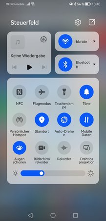 Screenshot_20220329_104043_com.teslacoilsw.launcher.jpg