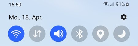 Screenshot_20220418-155013_One UI Home.jpg