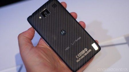 razr_m-hands-on_0.jpg
