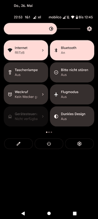 Screenshot_20220526-225343_Nova Launcher.png